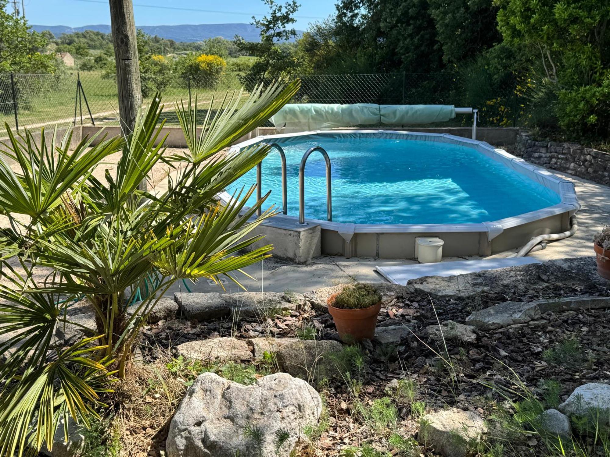 Le Cabanon De Vally Hébergement de vacances